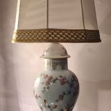 Lamp asia porcelain butterfly pattern and fleural