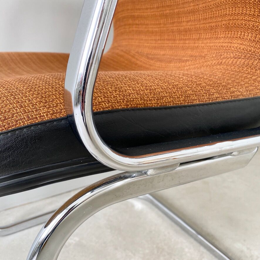 Vintage office armchairs 70