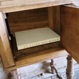 Chevet ancien en bois