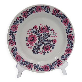 Alfoldi floral pattern collection plates
