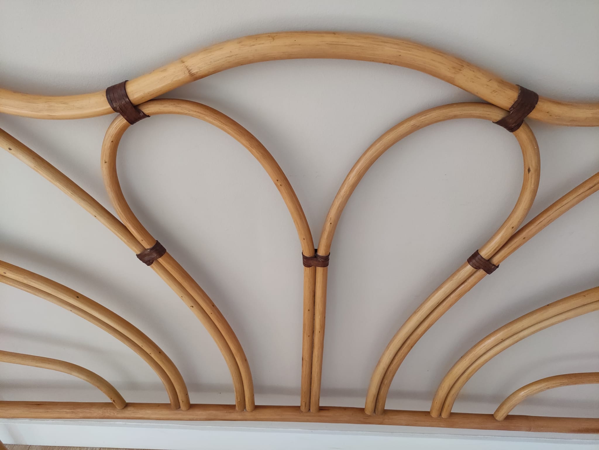 Rattan headboard and vintage leather for bed of 160