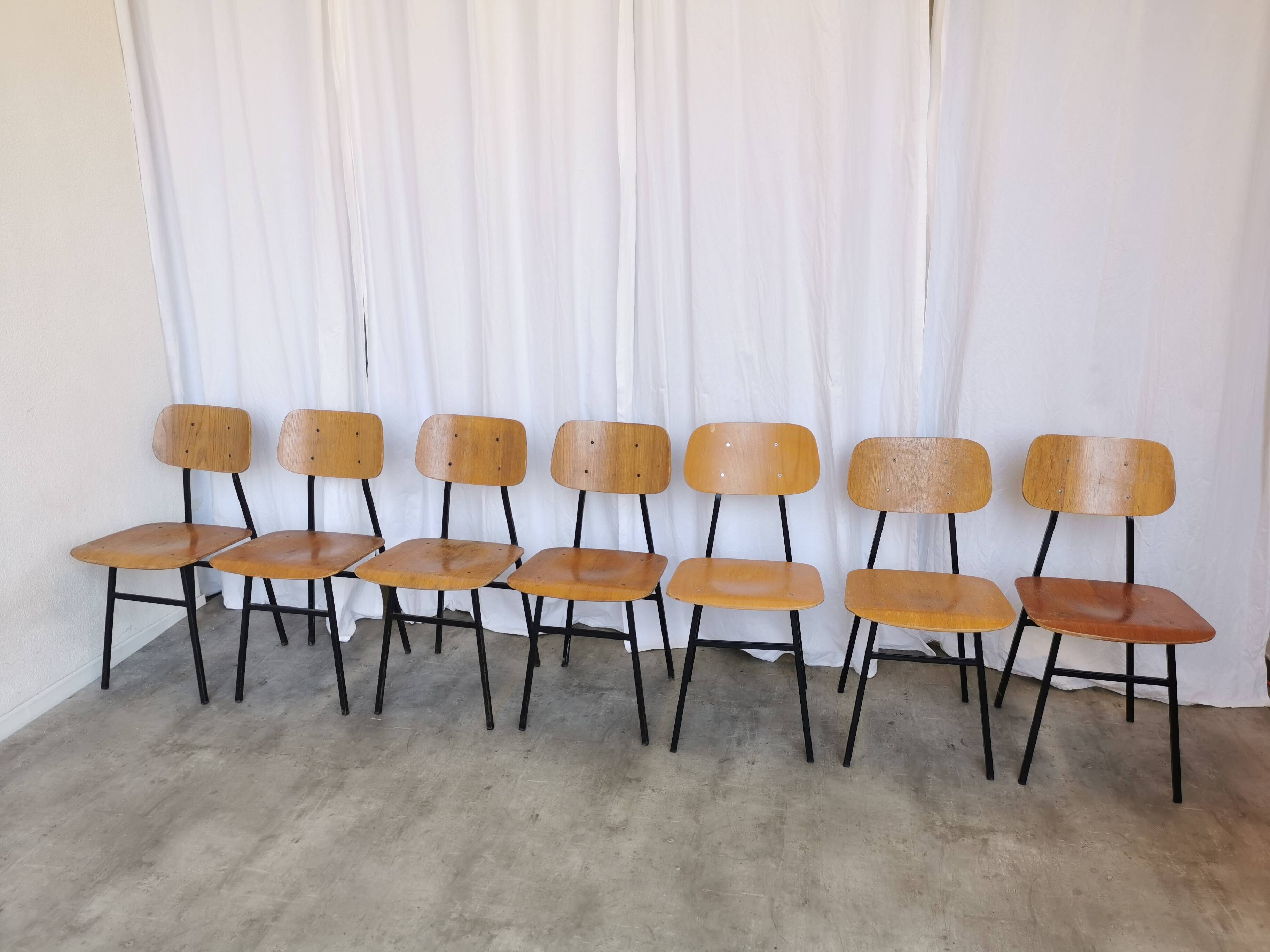 Set of 7 vintage school chairs by stol kamnik / 1970s yugoslavia / mid-cent