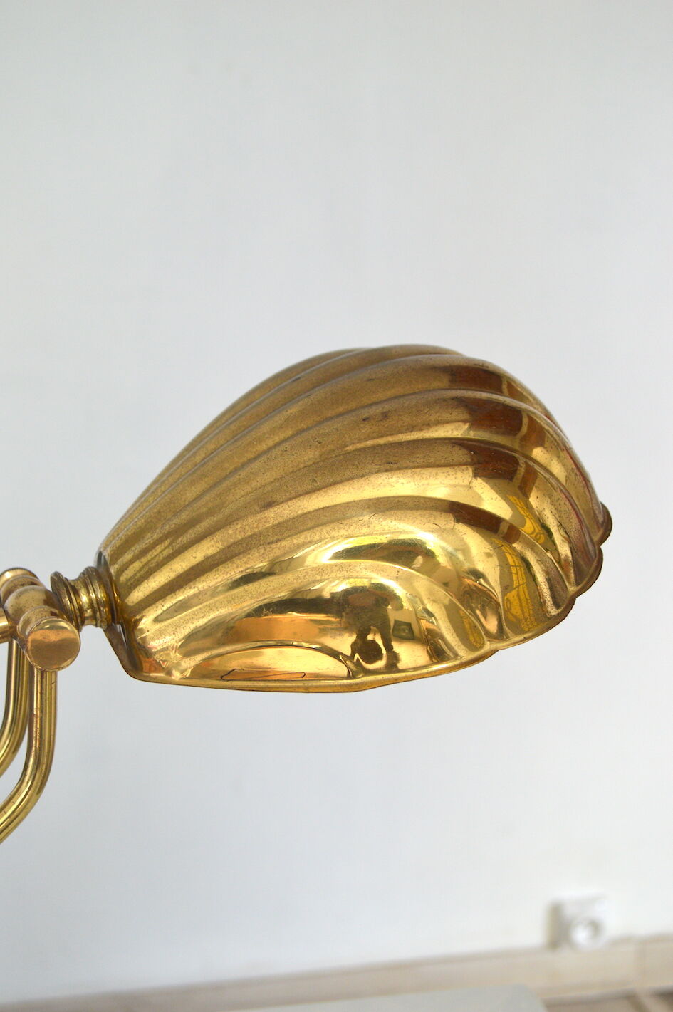 Vintage scallop lamp