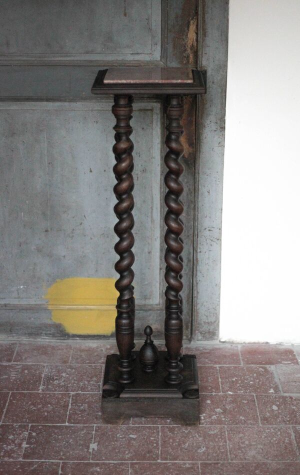 Sellette bois et marbre vintage, guéridon bois tourné Louis XIII