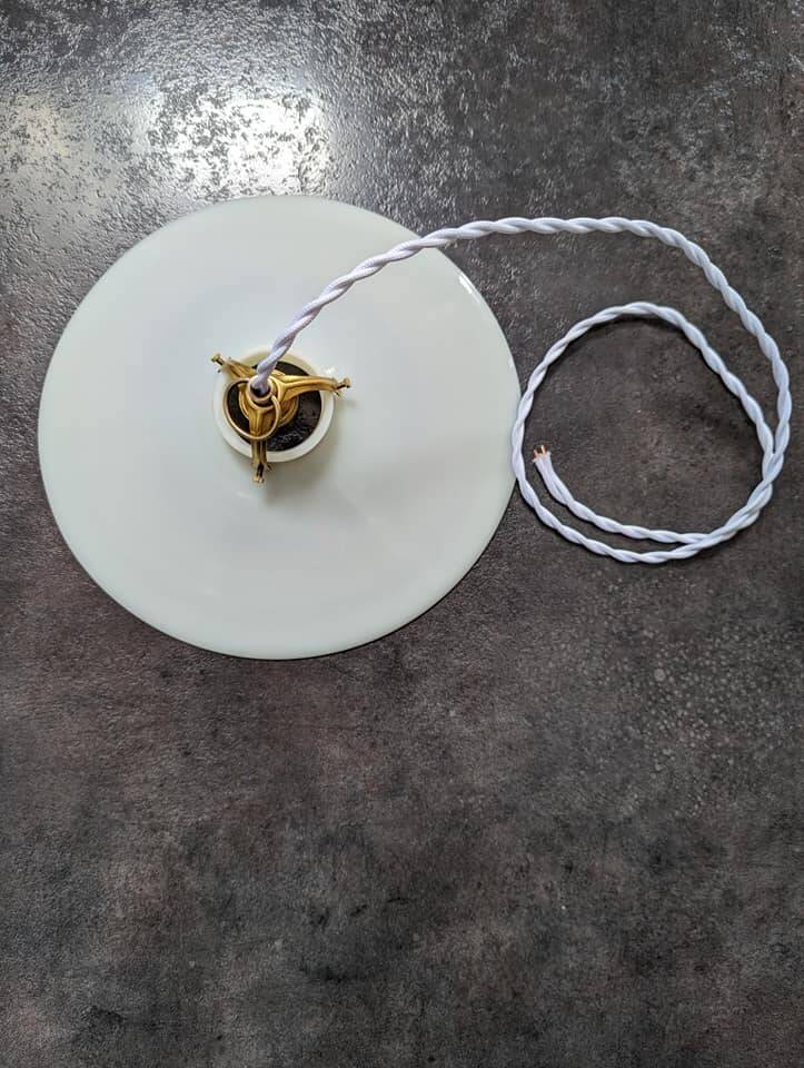 Old hanging lampshade in white opaline Art Deco 1930 Ø 25.5 cm