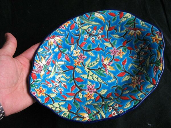 Panière émaux de Longwy décor fond bleu turquoise et fleurs