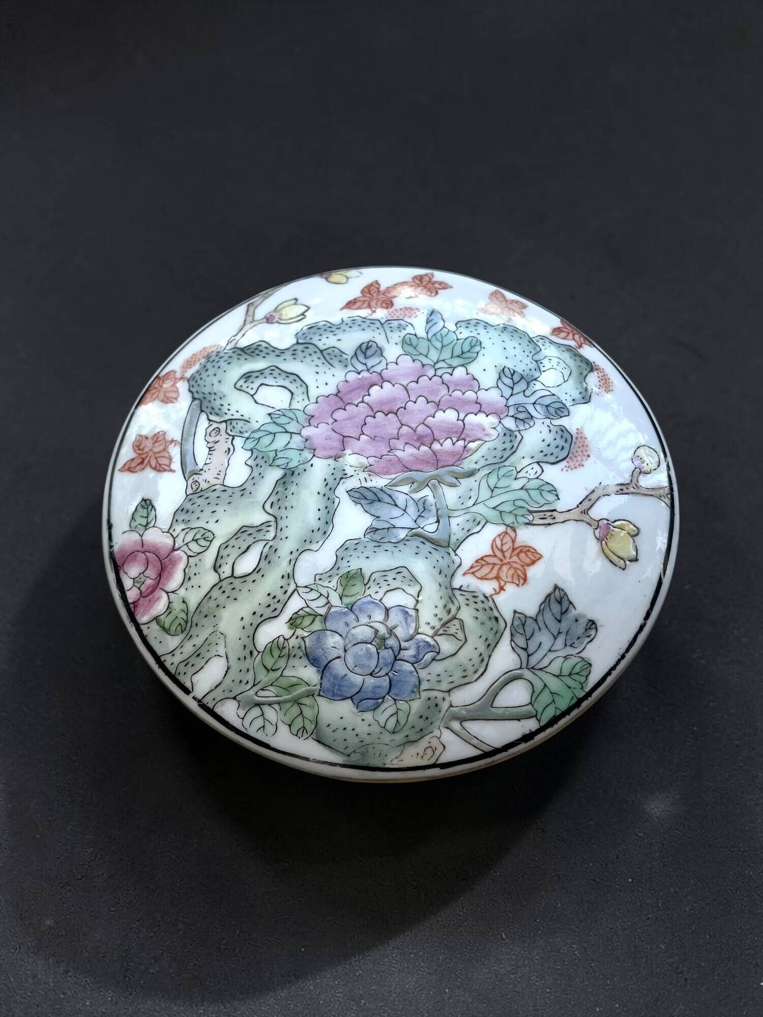 Vintage Chinese Porcelain Trinket Box H.F.P. Macau Famille Rose 1970s