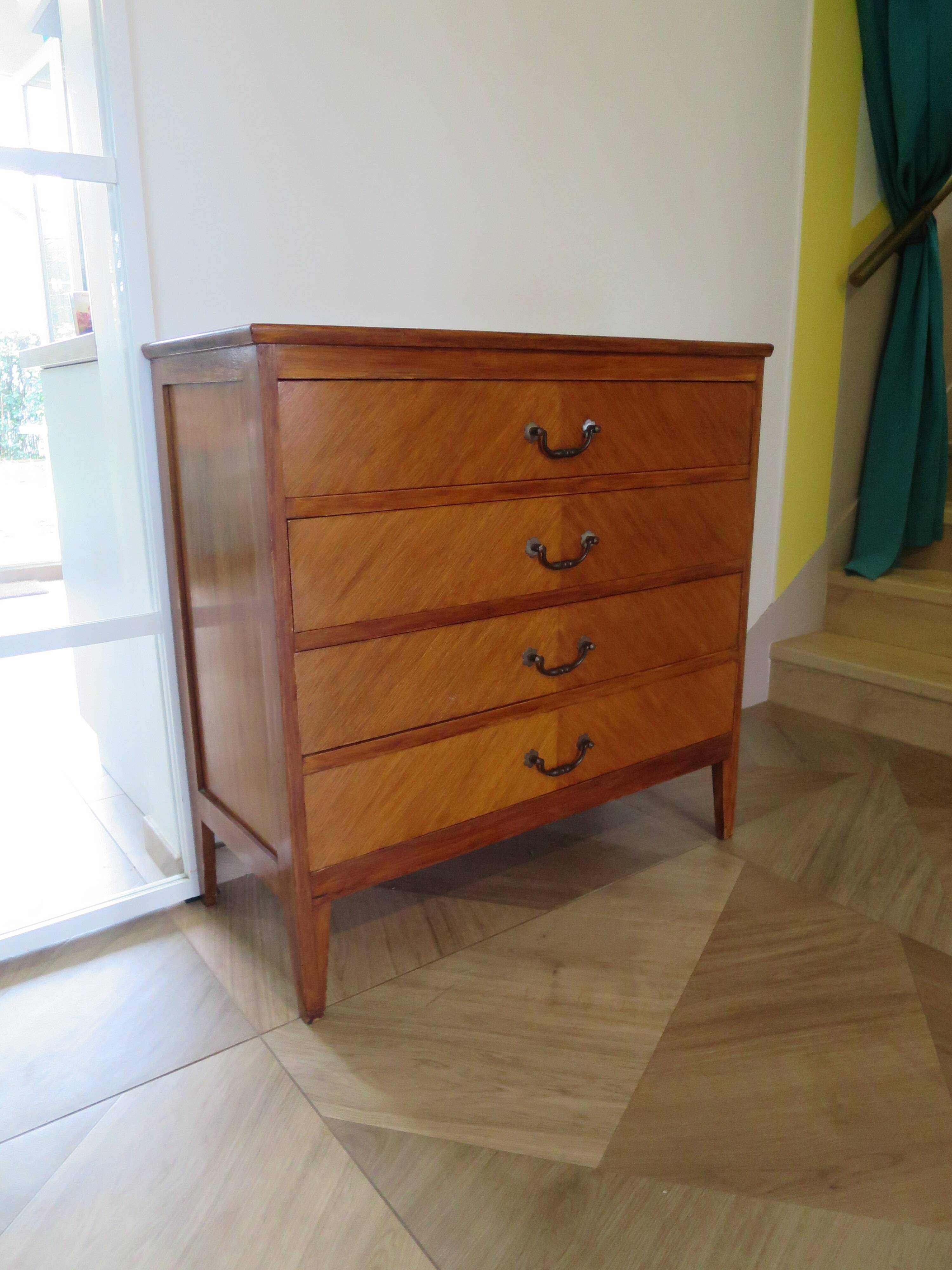 Vintage - Chest of drawers - 4 drawers - wood - 1950s/60s - modernist/Scandinavian