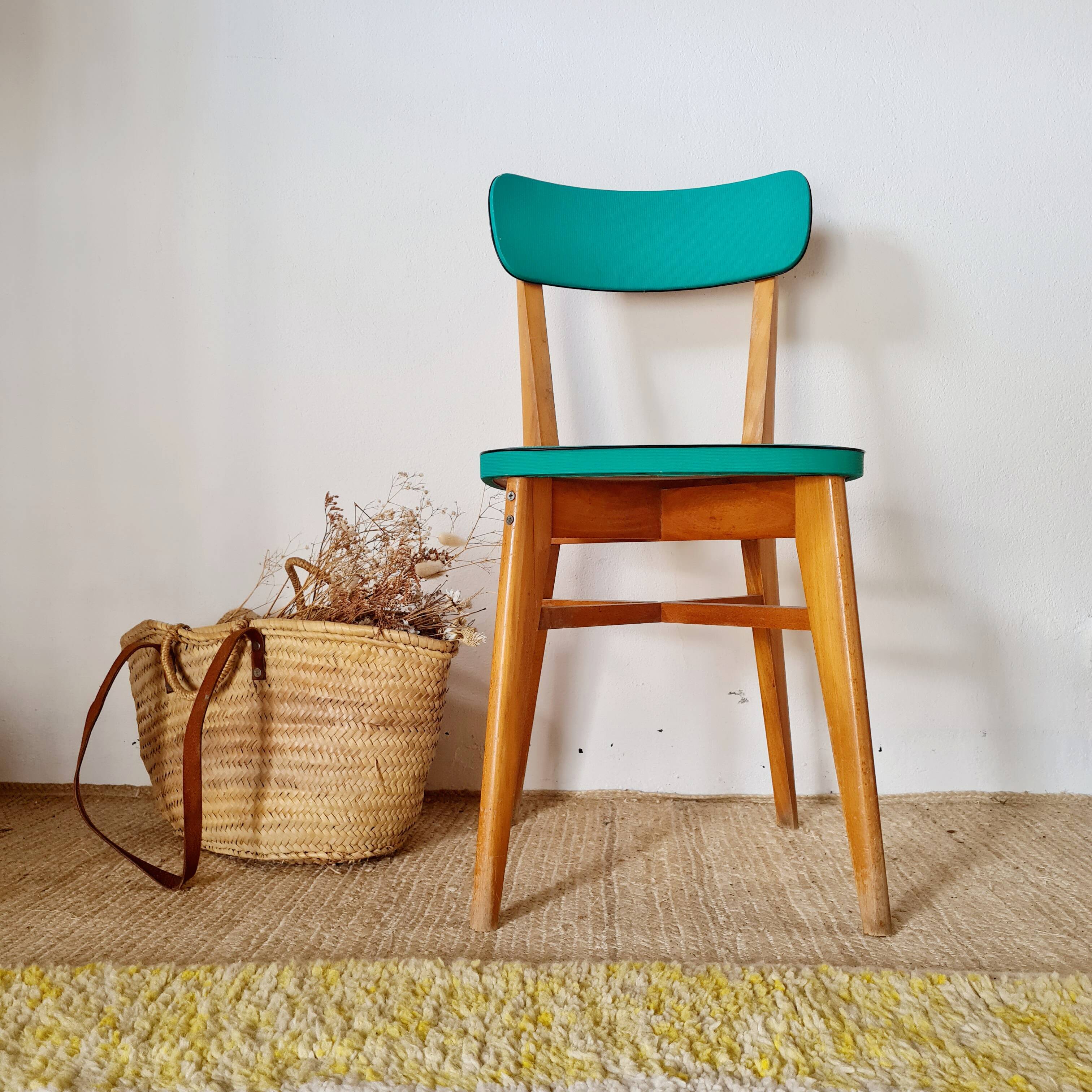 Chaise bistrot années 60 verte