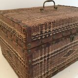 Braided wicker malle