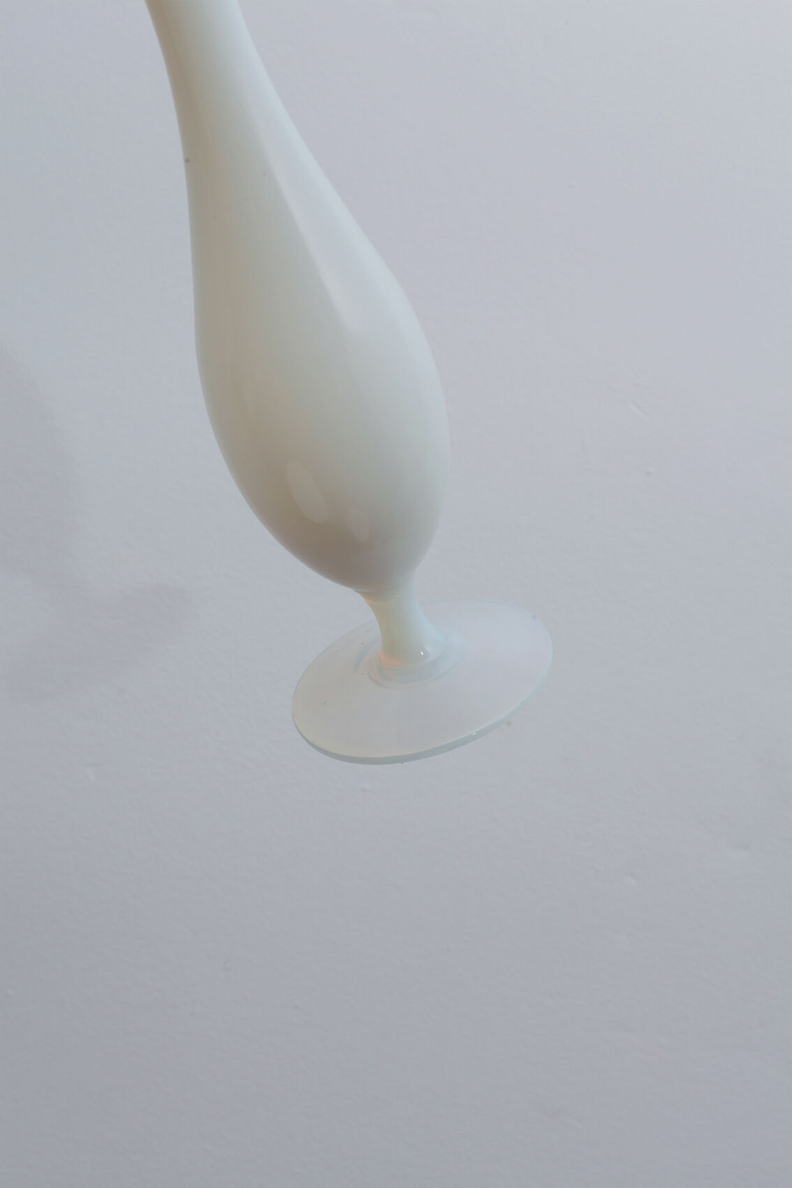 Pearly milky white soliflor vase