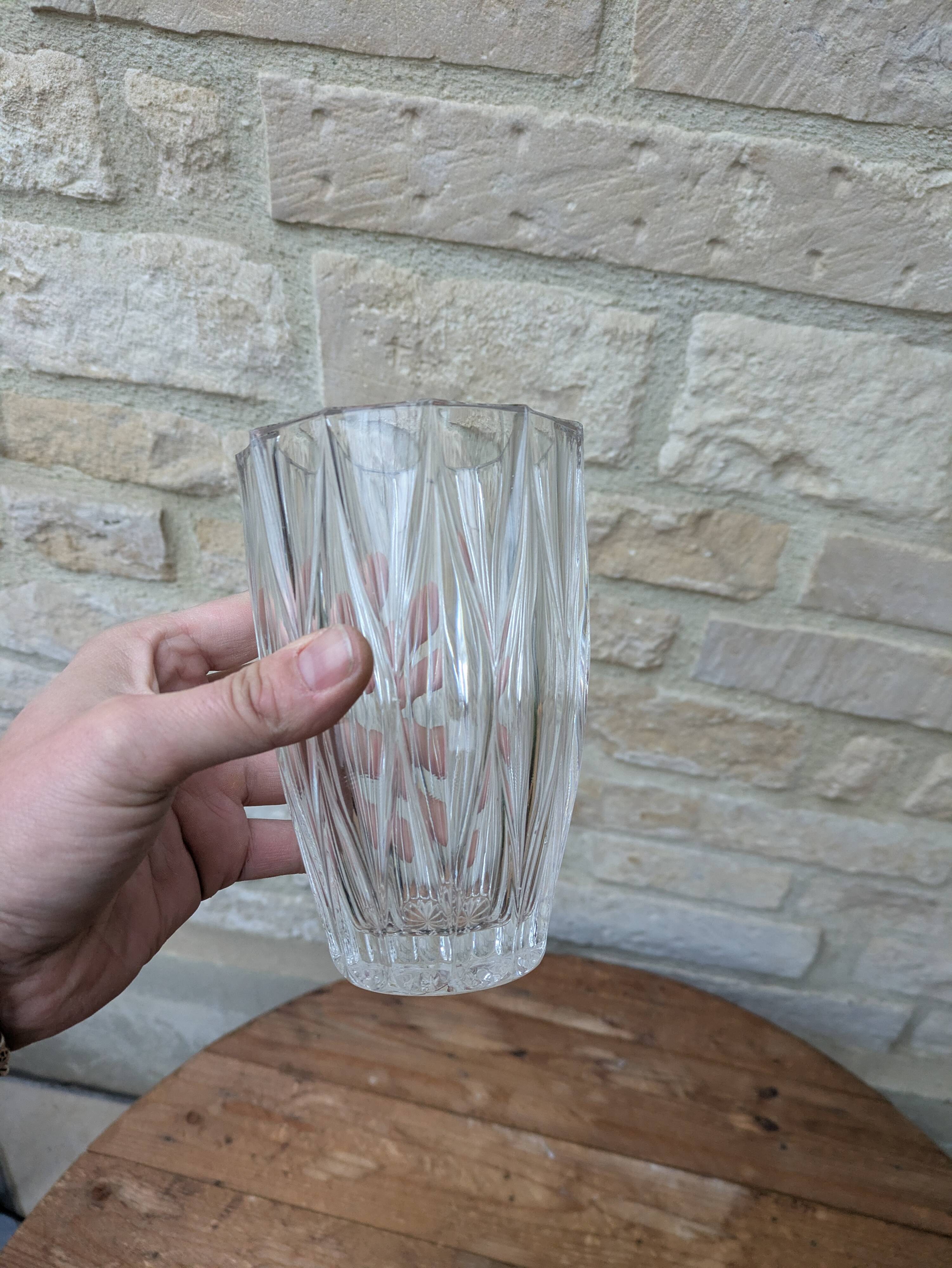 Old chiseled glass vase h16cm