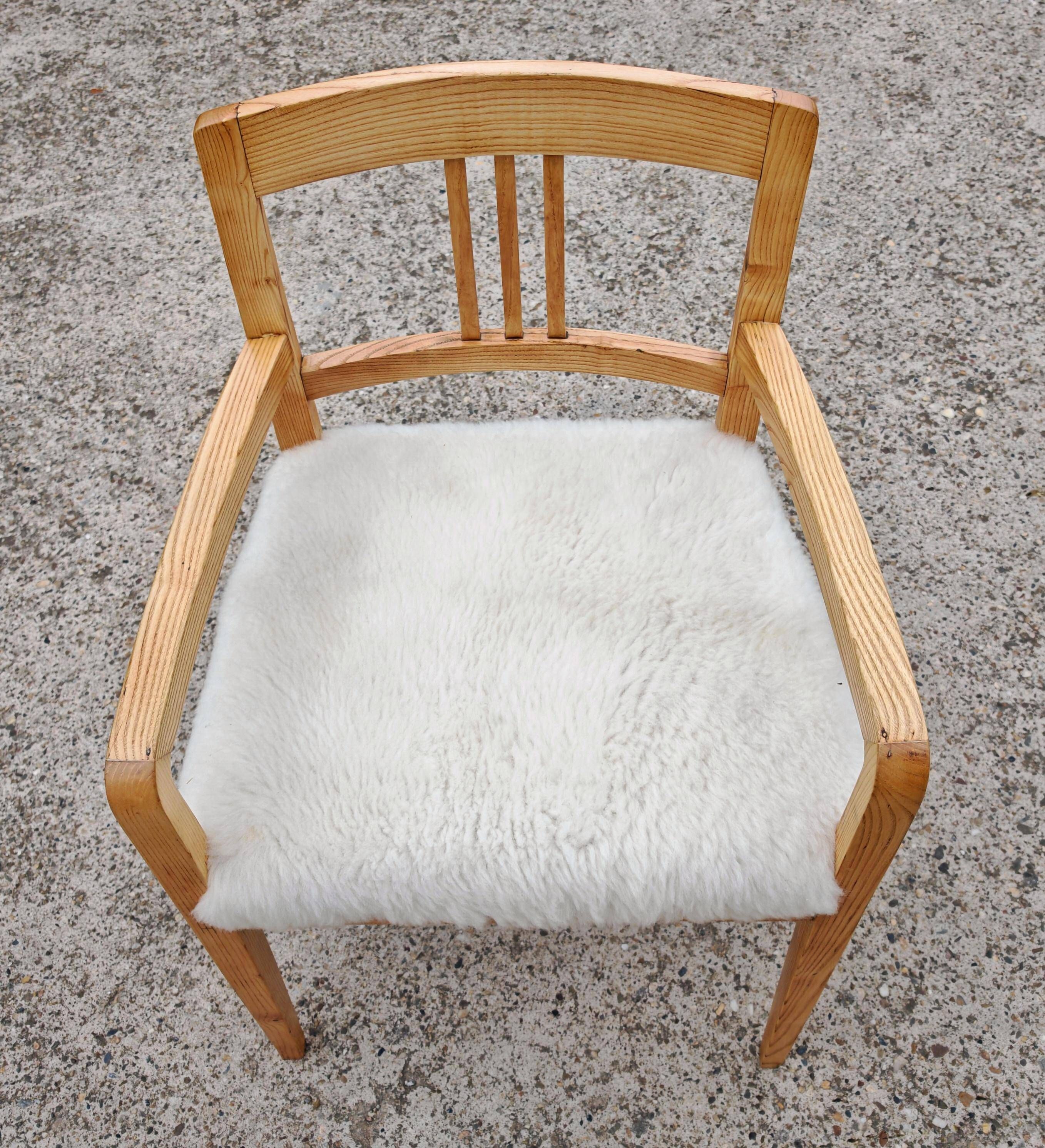 Pair of Jugendstil armchairs in solid ash and sheepskin 1910