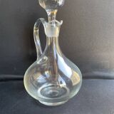 Blown crystal decanter with handle
