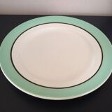 12 service plates and 1 green plate mint
