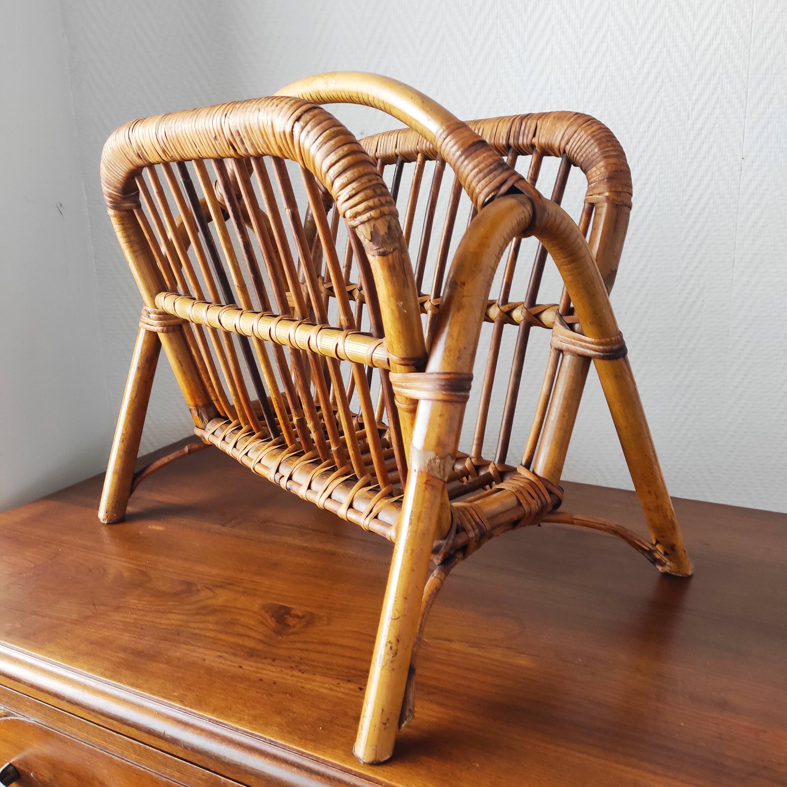 Porte-revues en rotin vintage 50-60