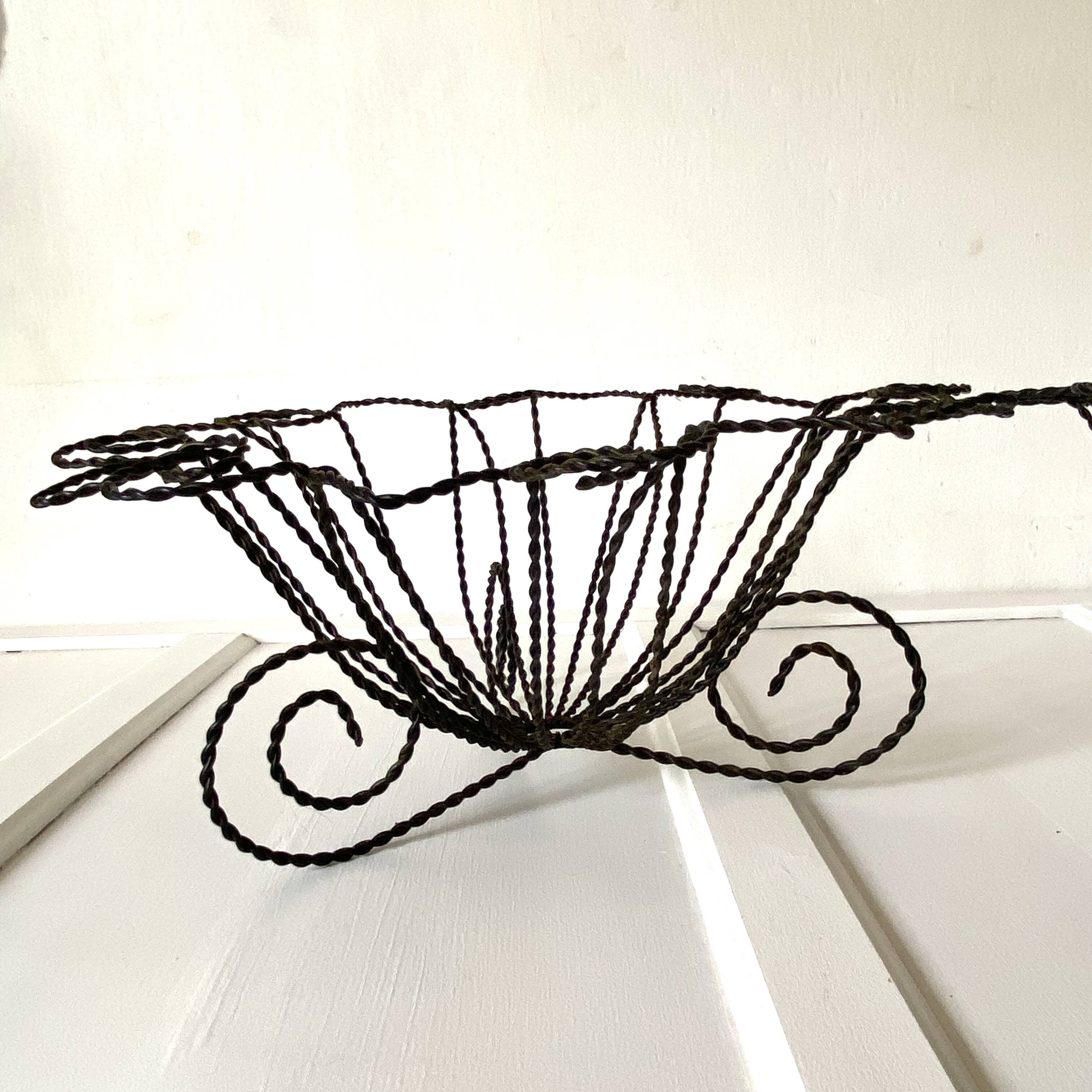 50s planter, centerpiece