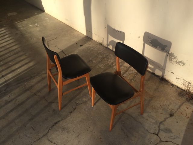 Pair of modernist Scandinavian chairs from the 1960s