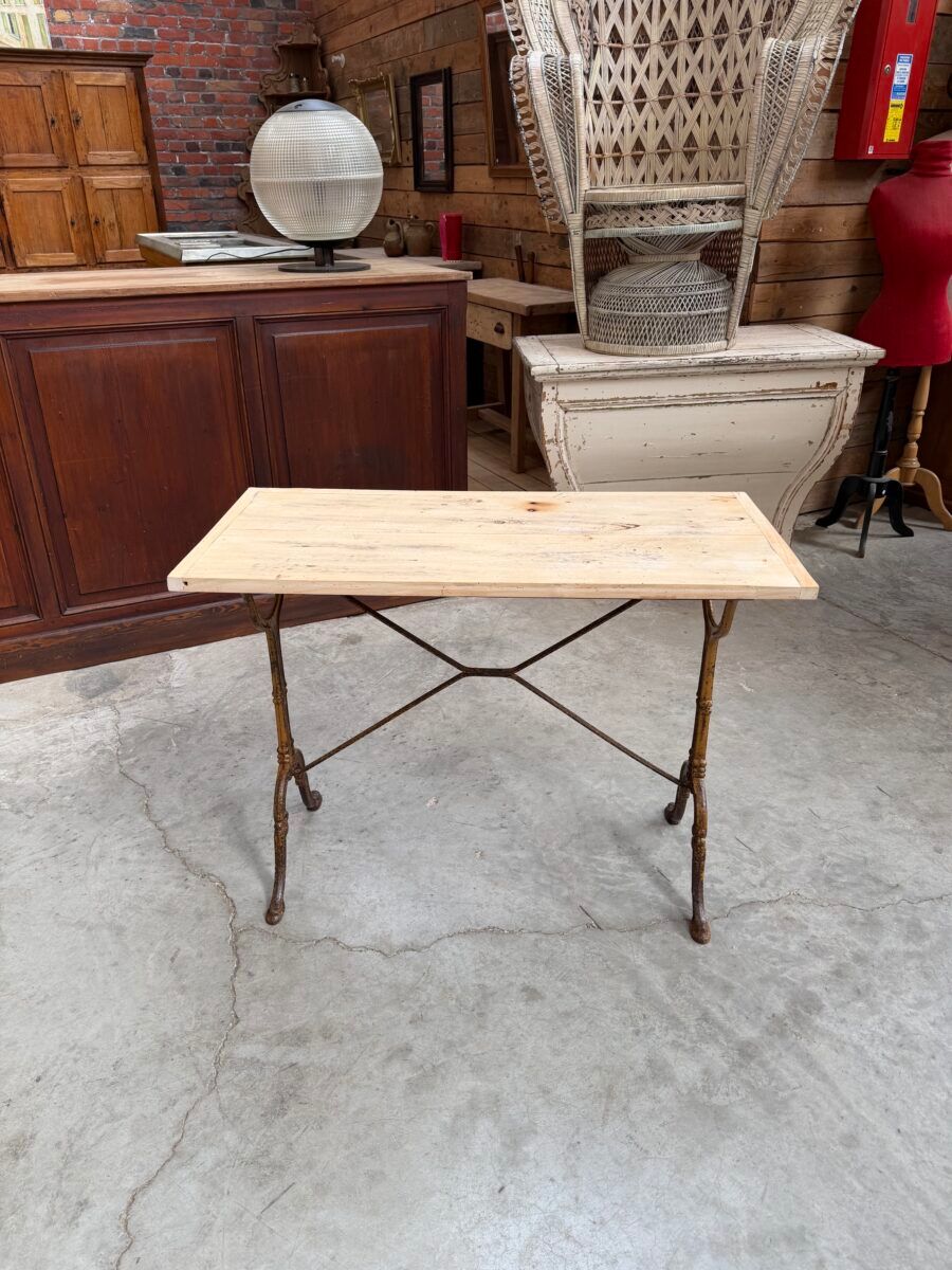 Table bistrot début XXème