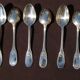 6 cuillères en métal argenté de style Louis XVI