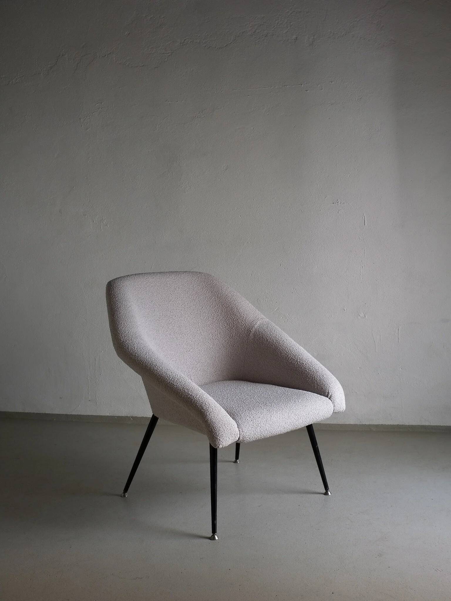 Gray boucle shell armchair | Germany | 1960s