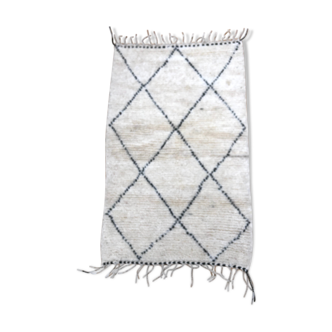 Moroccan Berber carpet Beni Ouarain with black diamonds 1,48x0.95m