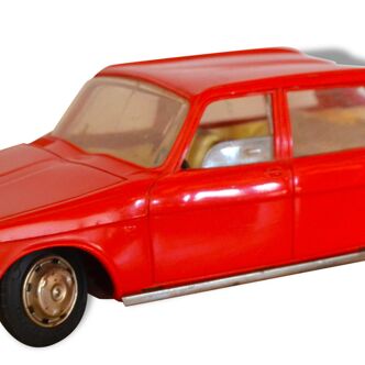 Renault 16 Red Joustra