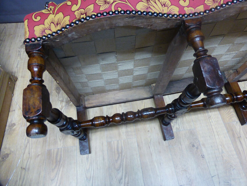 Couch time Louis XIII