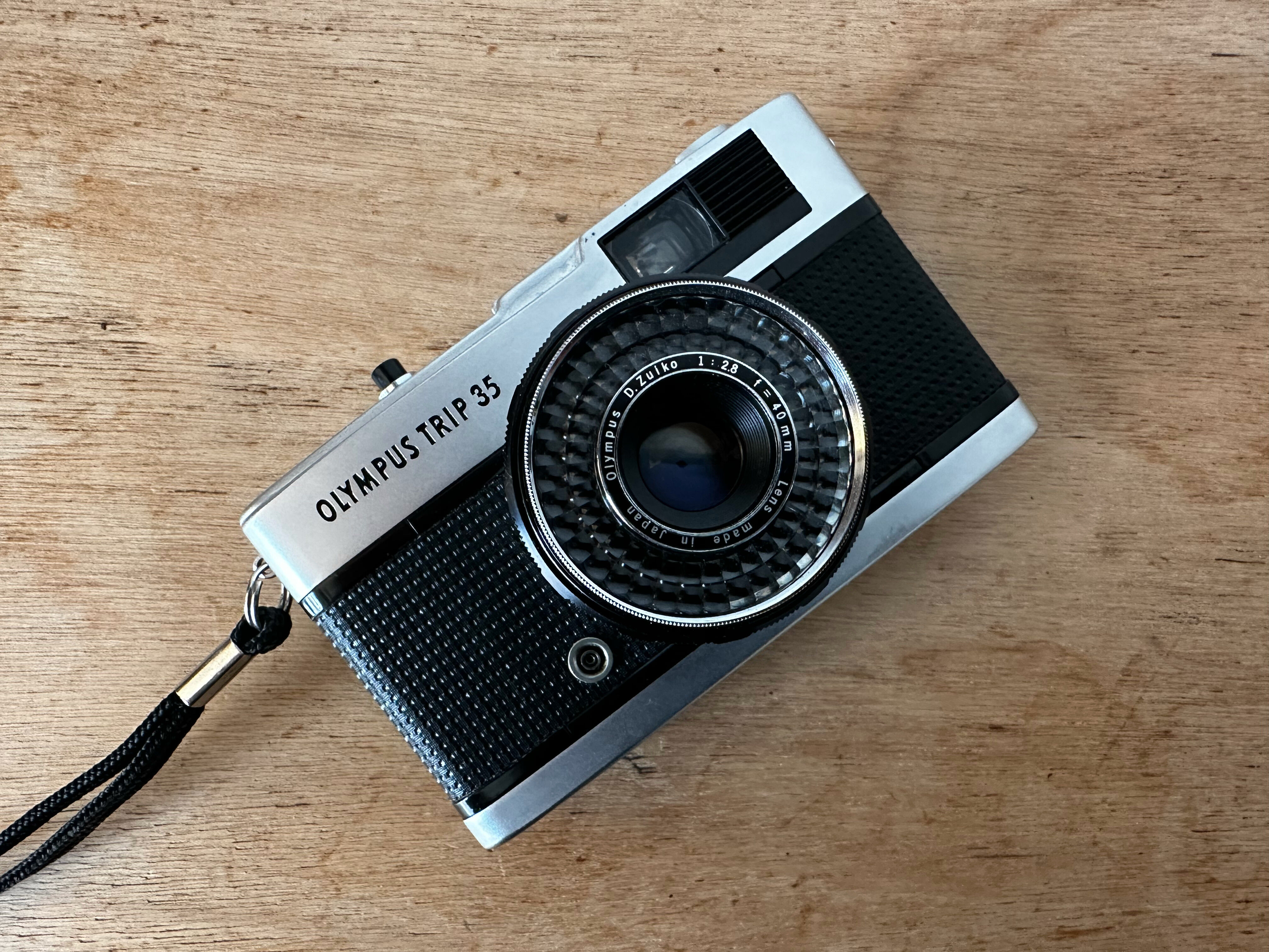 1980s Olympus Trip 35 Camera - Fully working great condition