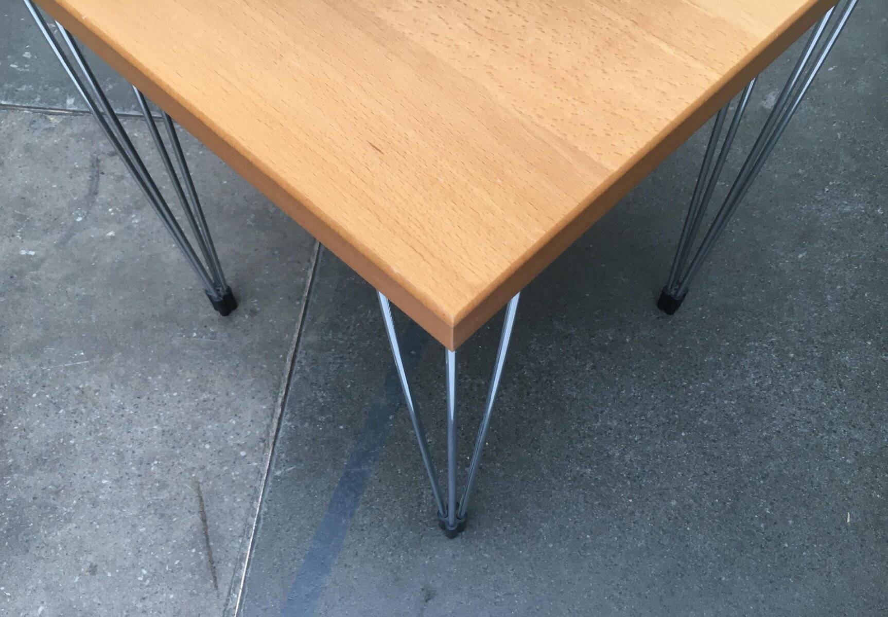 Vintage side table with hairpin legs from Denmark by Pin Age.