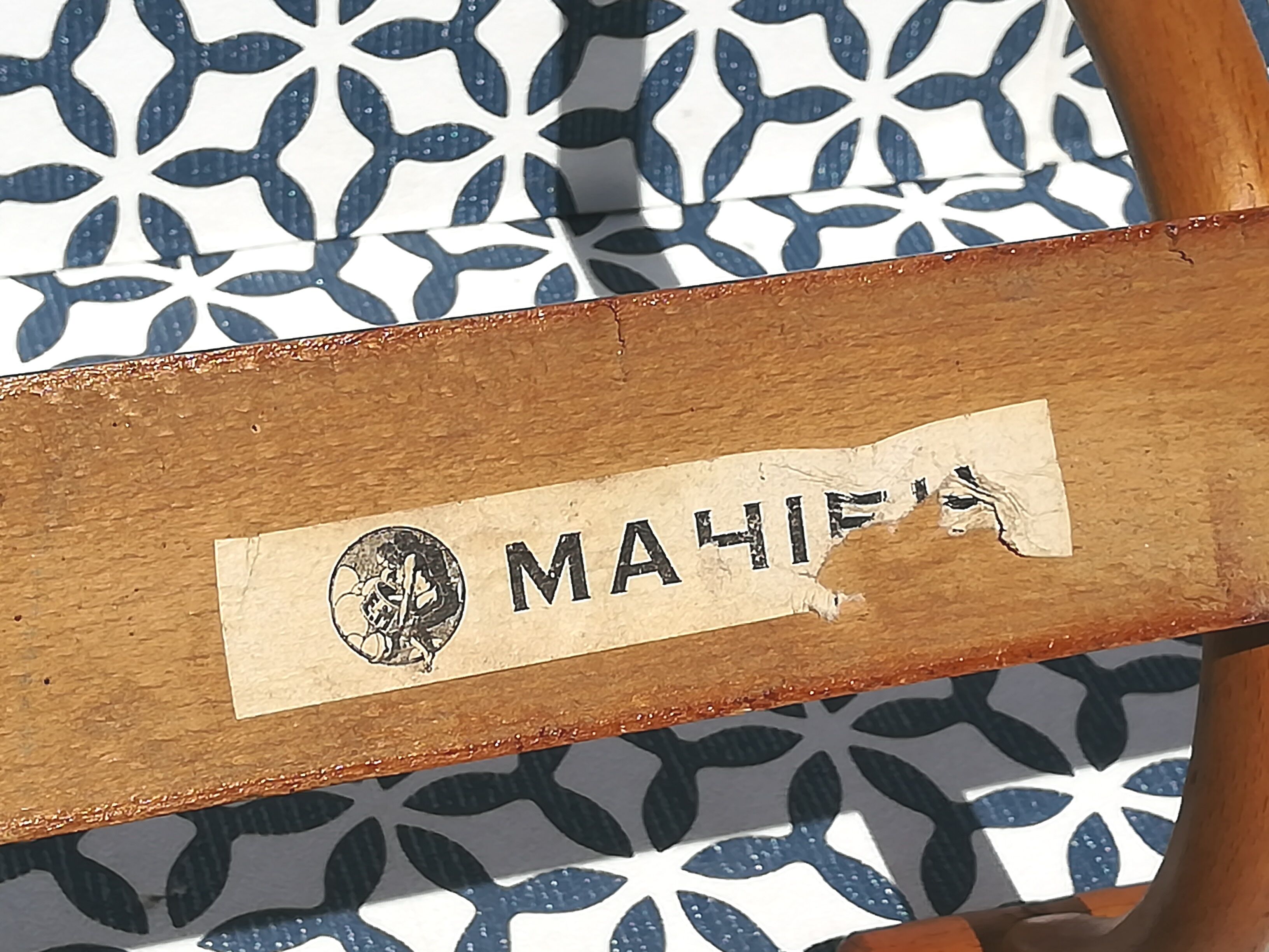 Patère wears Mahieu coat