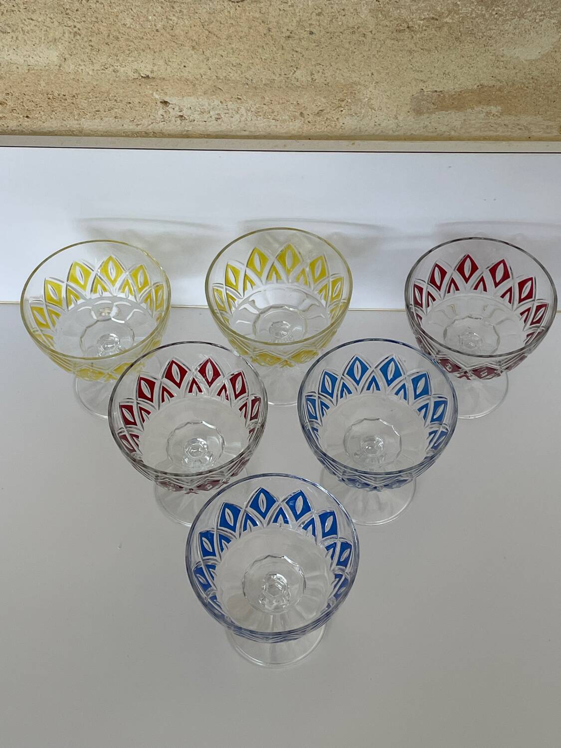 6 Harlequin champagne coupes VMC Reims