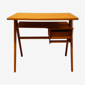 Bureau enfant scandinave