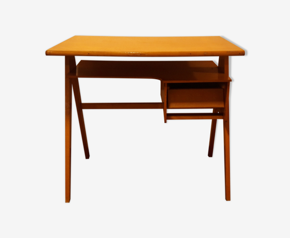 Bureau enfant scandinave