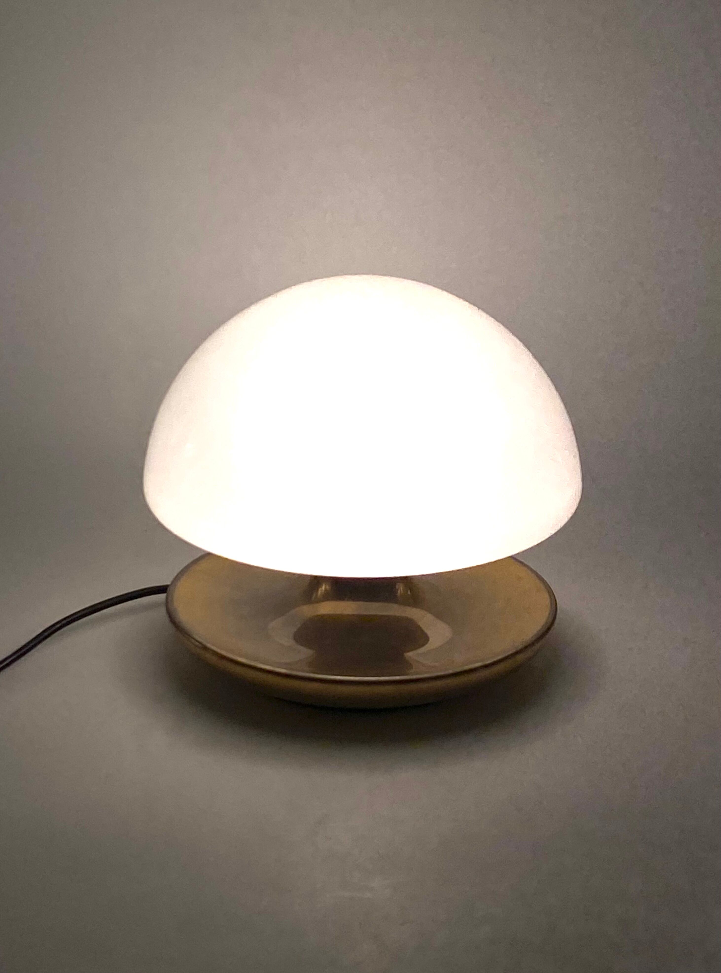 Mushroom mod. VP gold table lamp, Vittorio Balli e Romeo Ballardini, Sirrah, 1970s