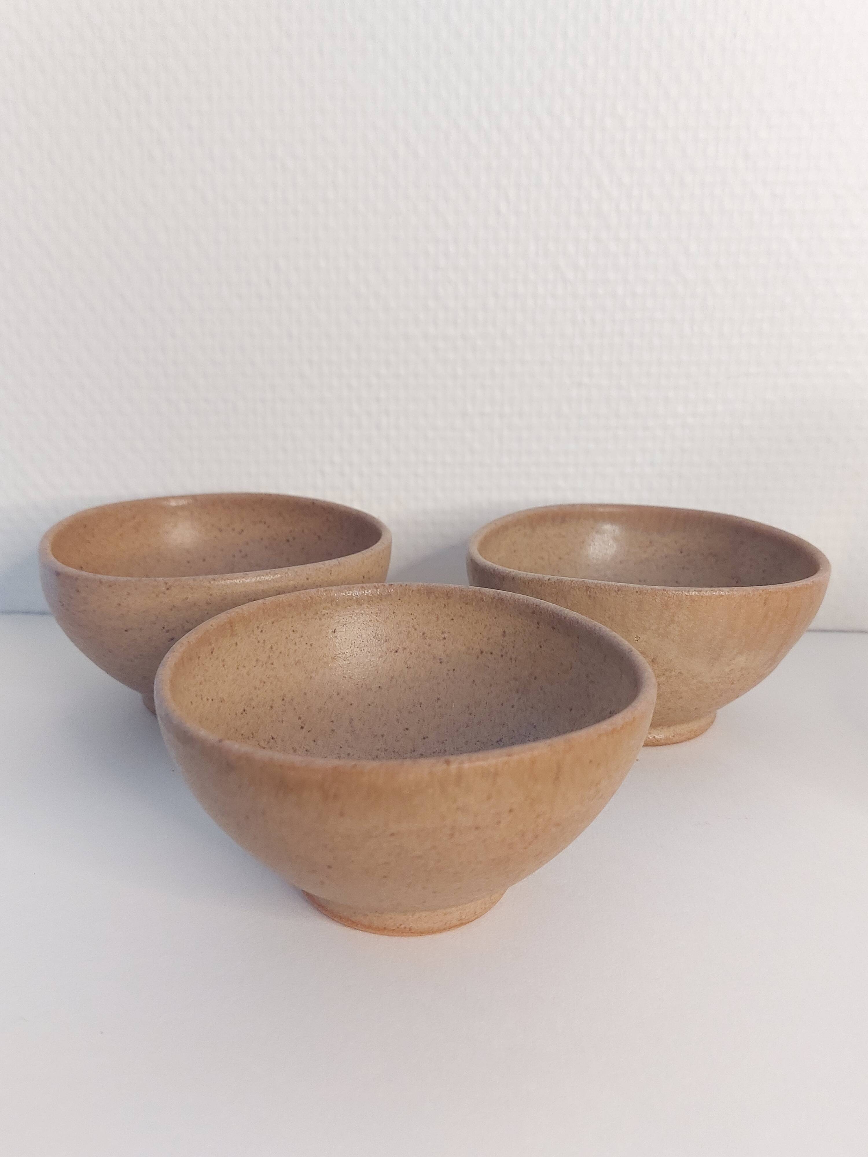Lot de 3 petits bols en gres