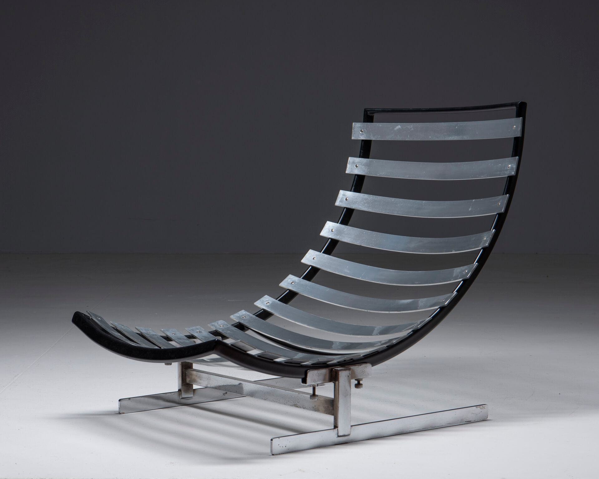 Fauteuil aved pouf de Roger de Winter, années 1960, Belqique