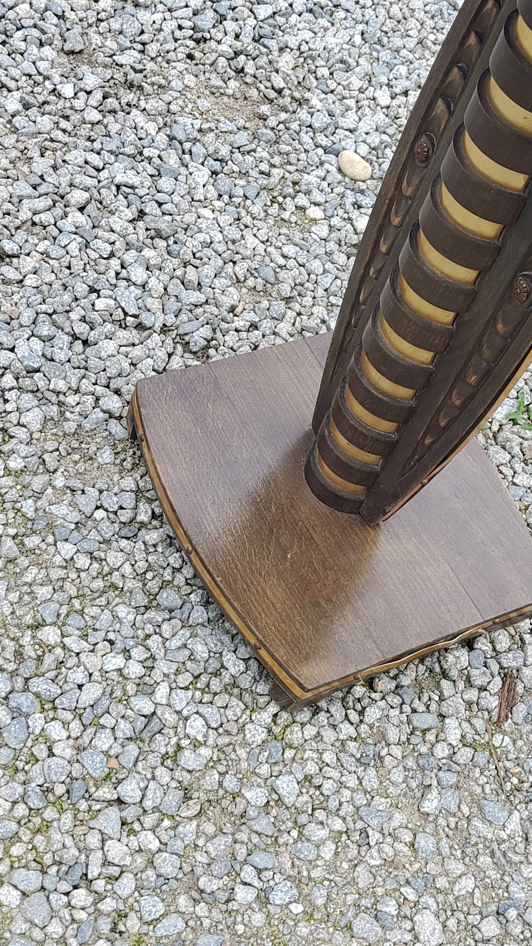 Art deco style pedestal table in beech and gold metal
