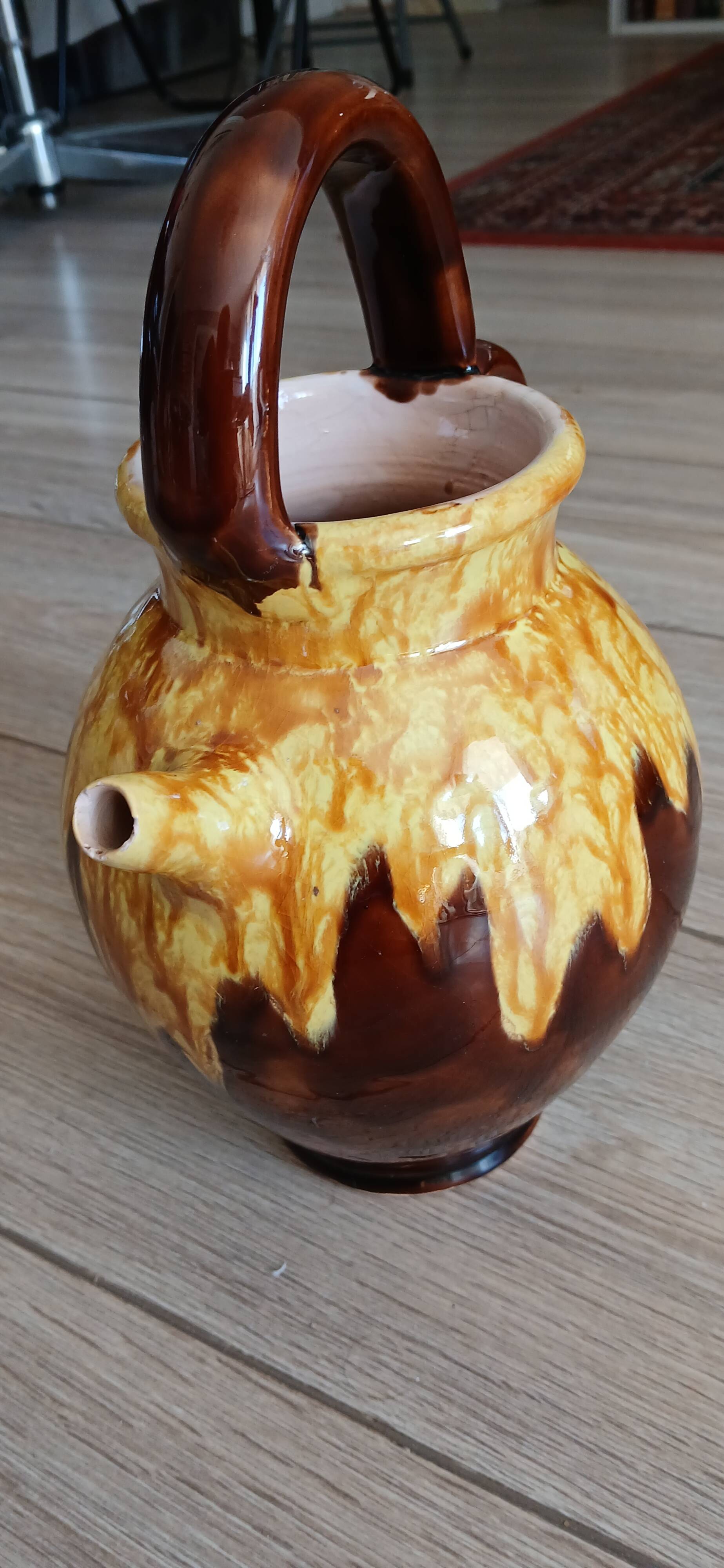 Vintage Vauzelle Oléron water pitcher