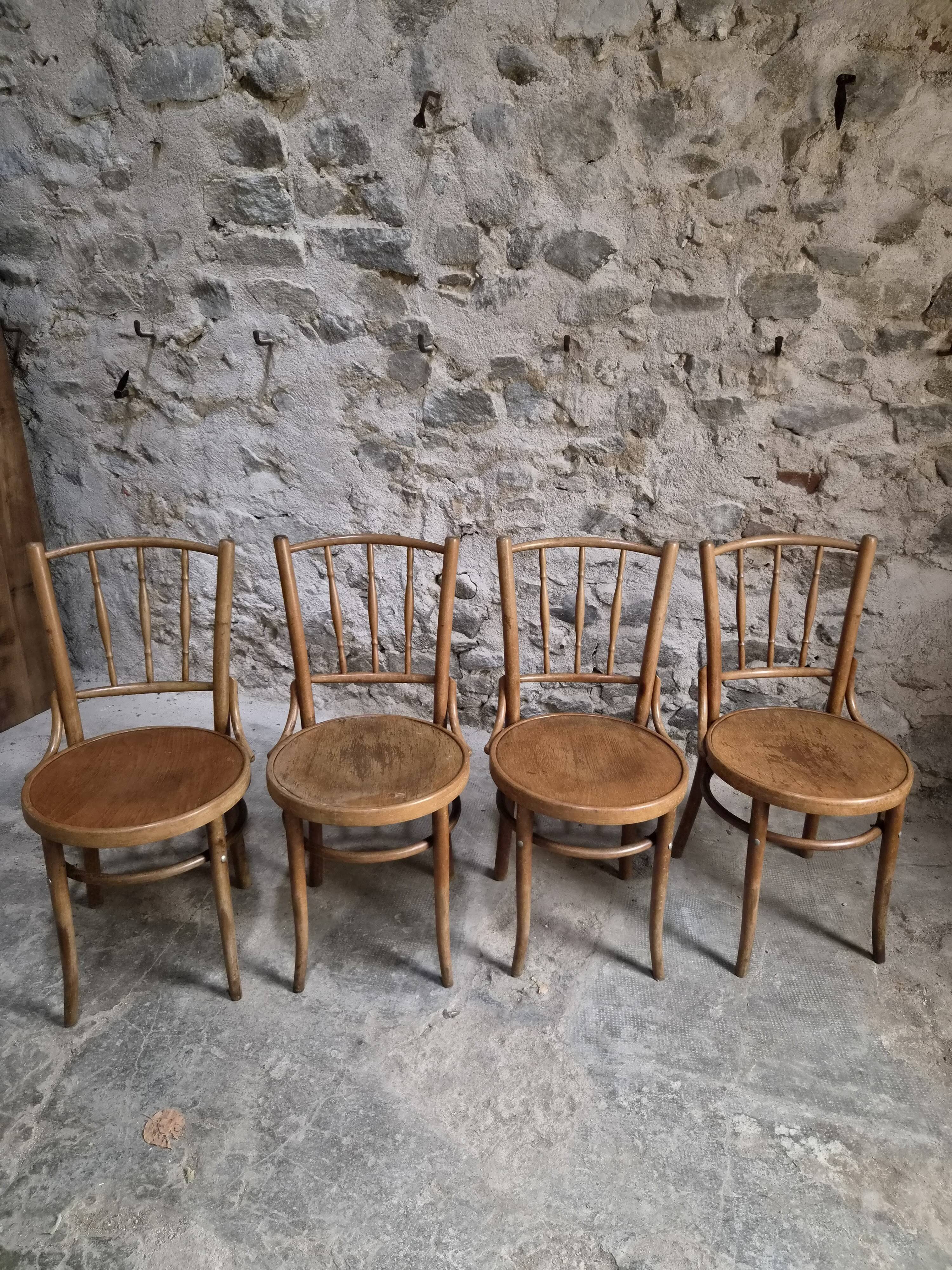 Set of 4 Fischel bentwood bistro chairs, Czechoslovakia, circa 1930–1950.