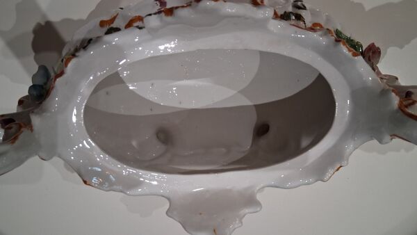 Soupière, centre de table Bossano Italy, style Capodimonte