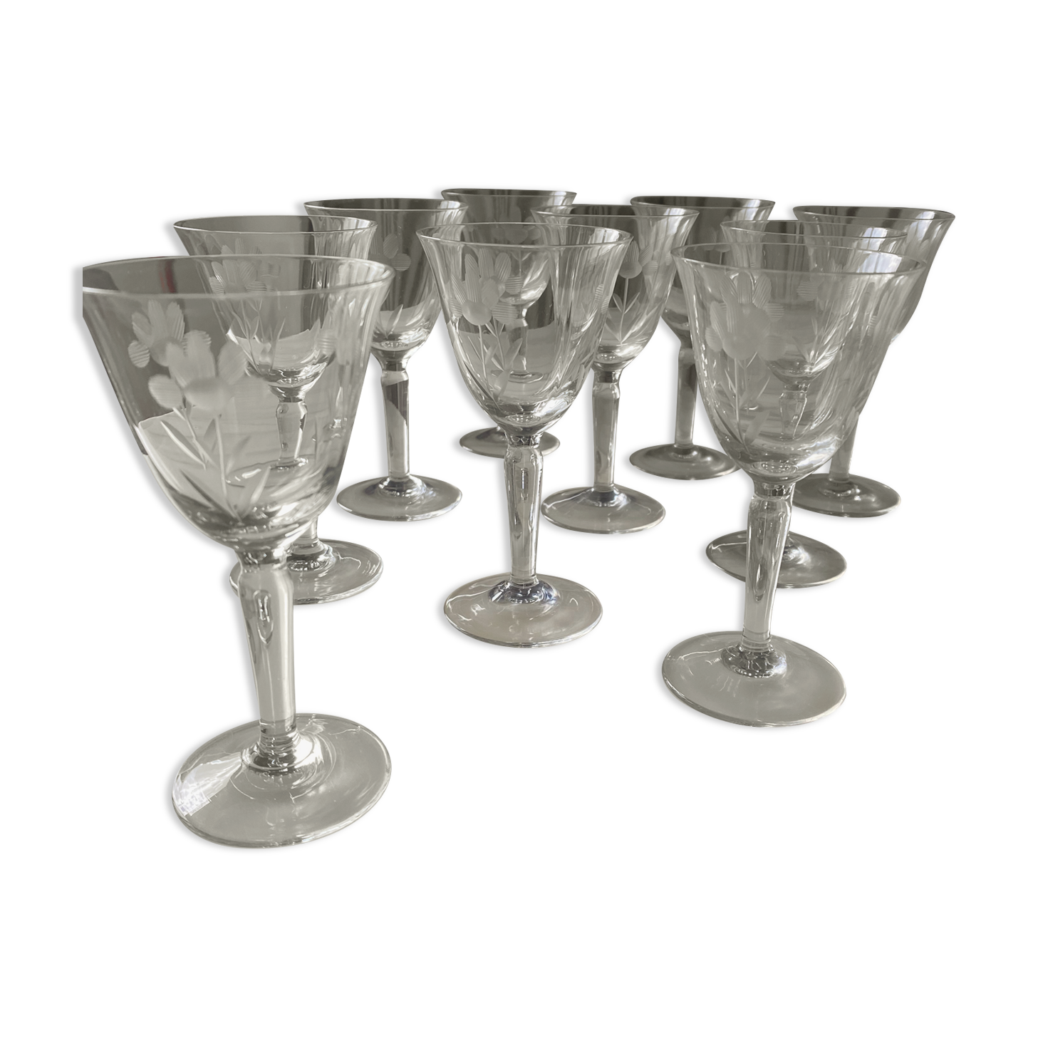 Engraved crystal glass service