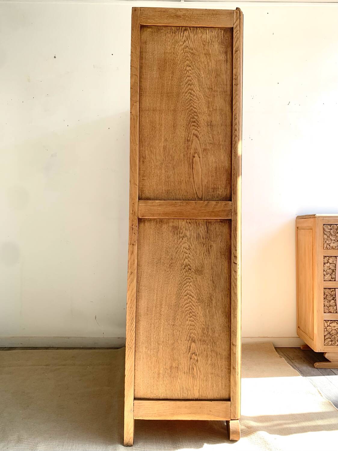 Art Deco glass cabinet