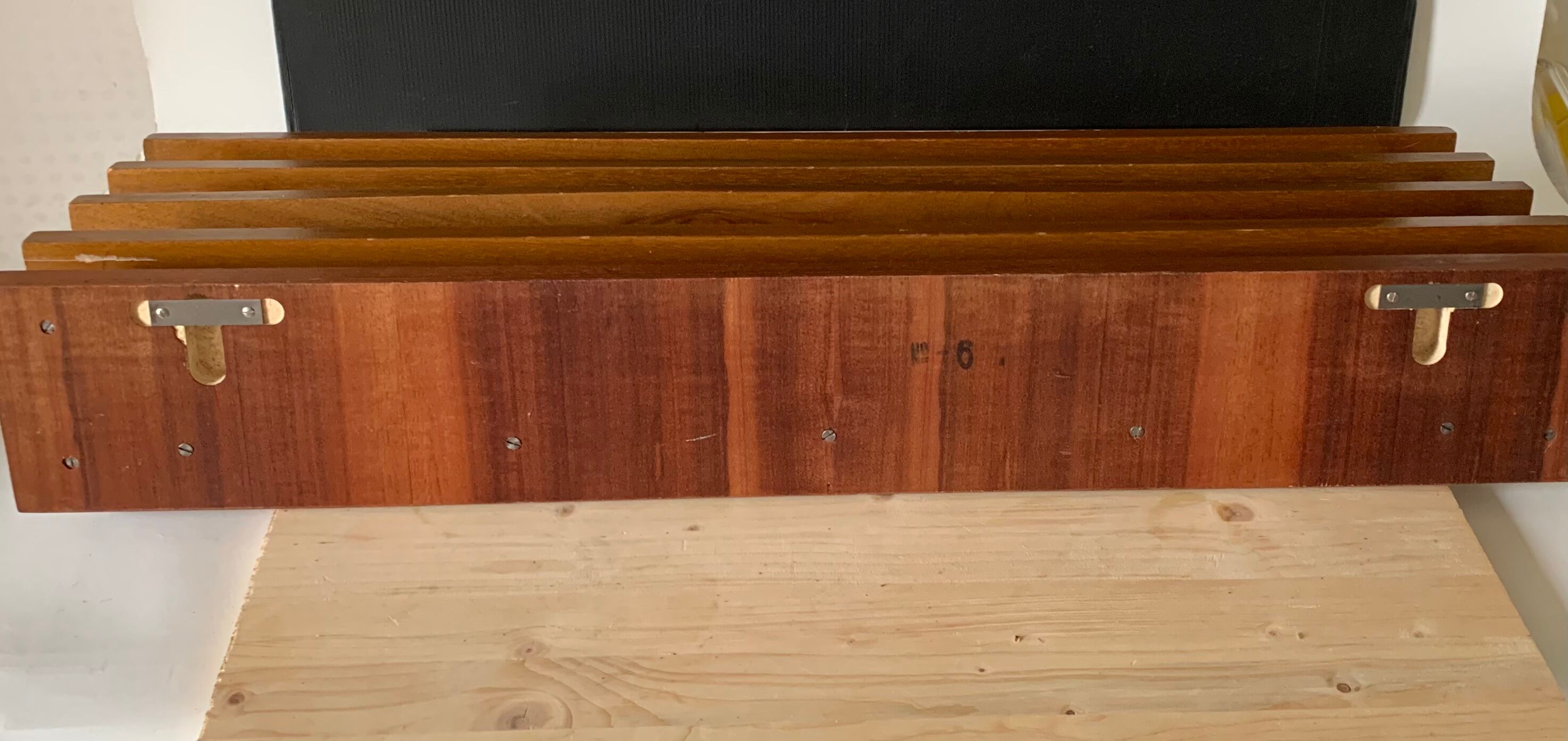 Scandinavian wall rack