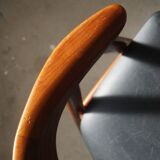 Armchair in teak by Erik Kirkegaard for Høng stolefabrik, model 52 "Compass Chair", mad