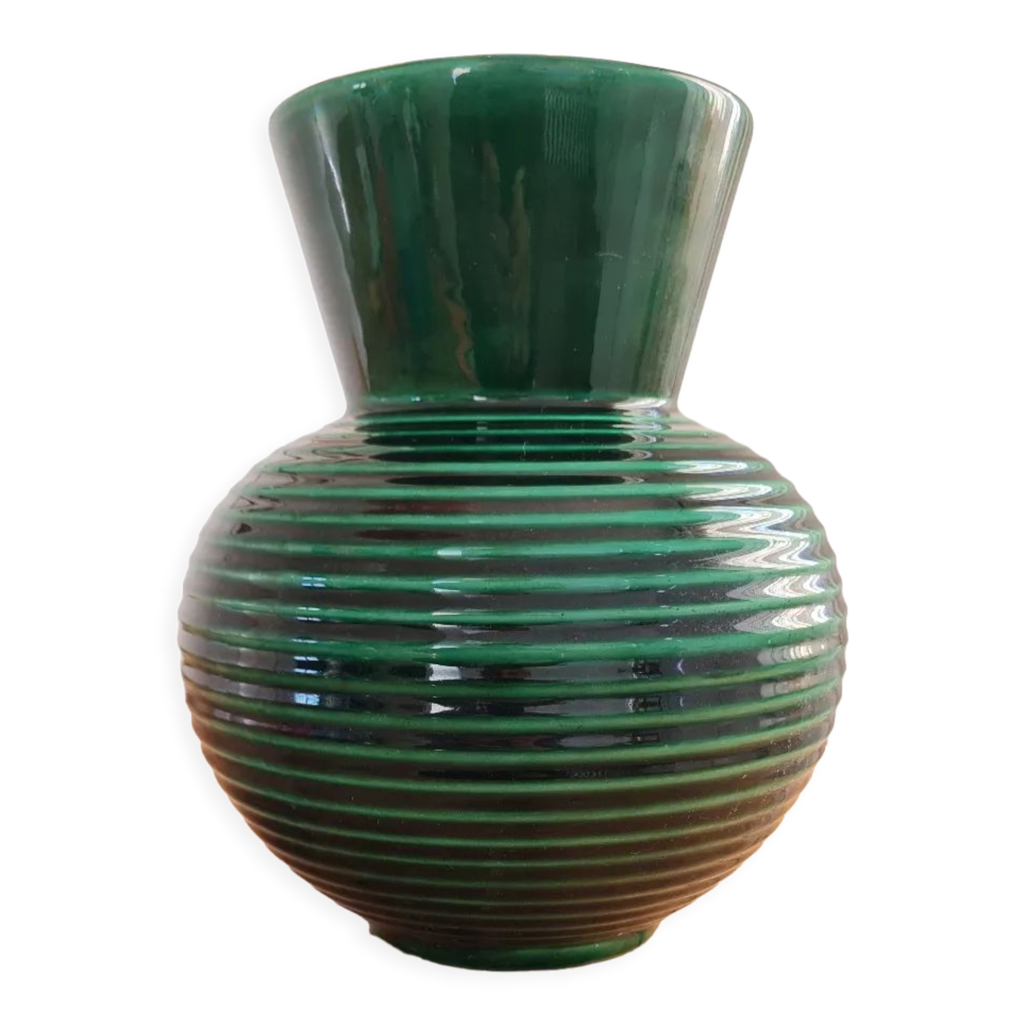 Vase en faïence émaillé vert