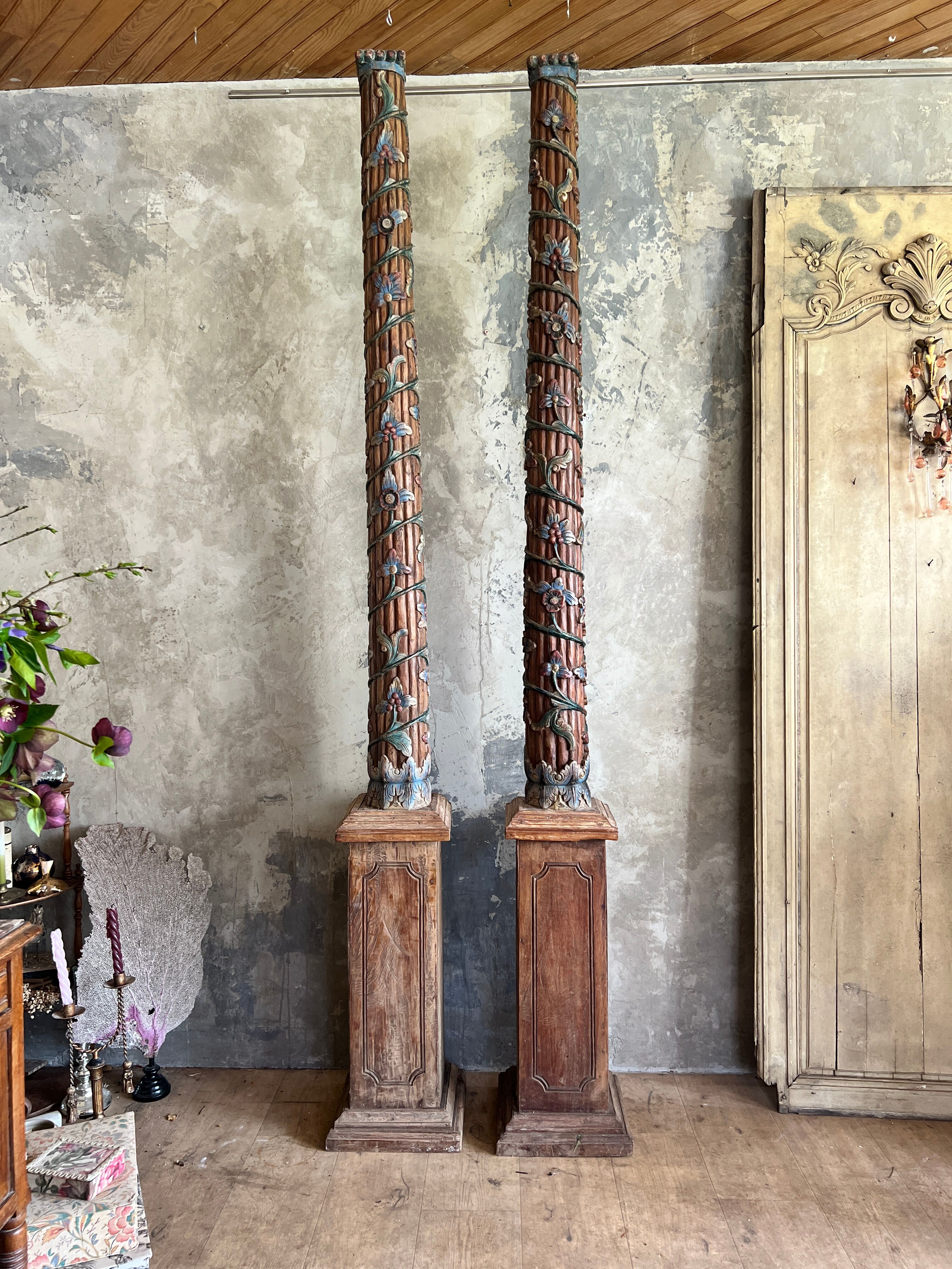 Pair of decorative columns