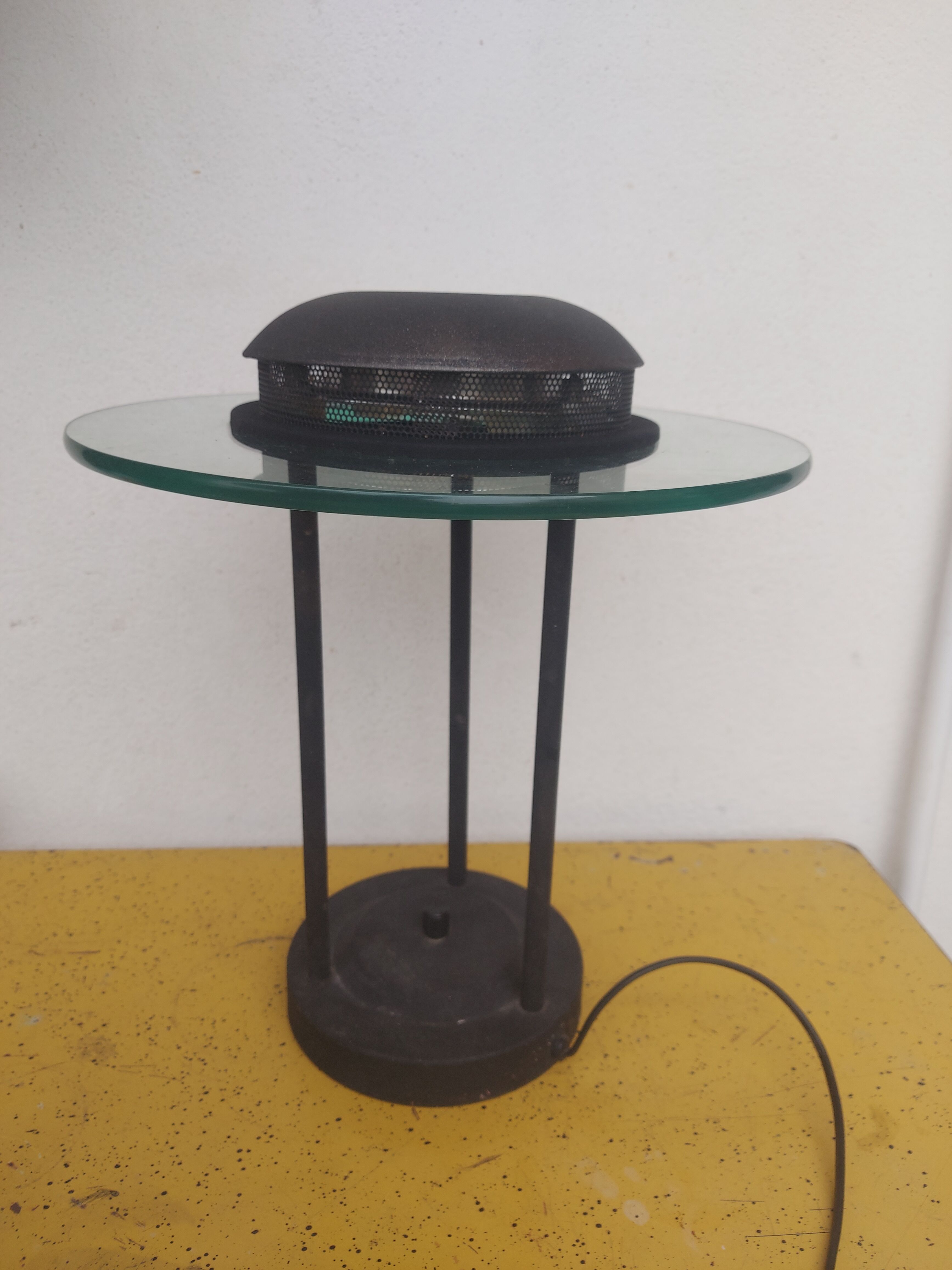 Lampe saturne par rober sonneman avec variateur
