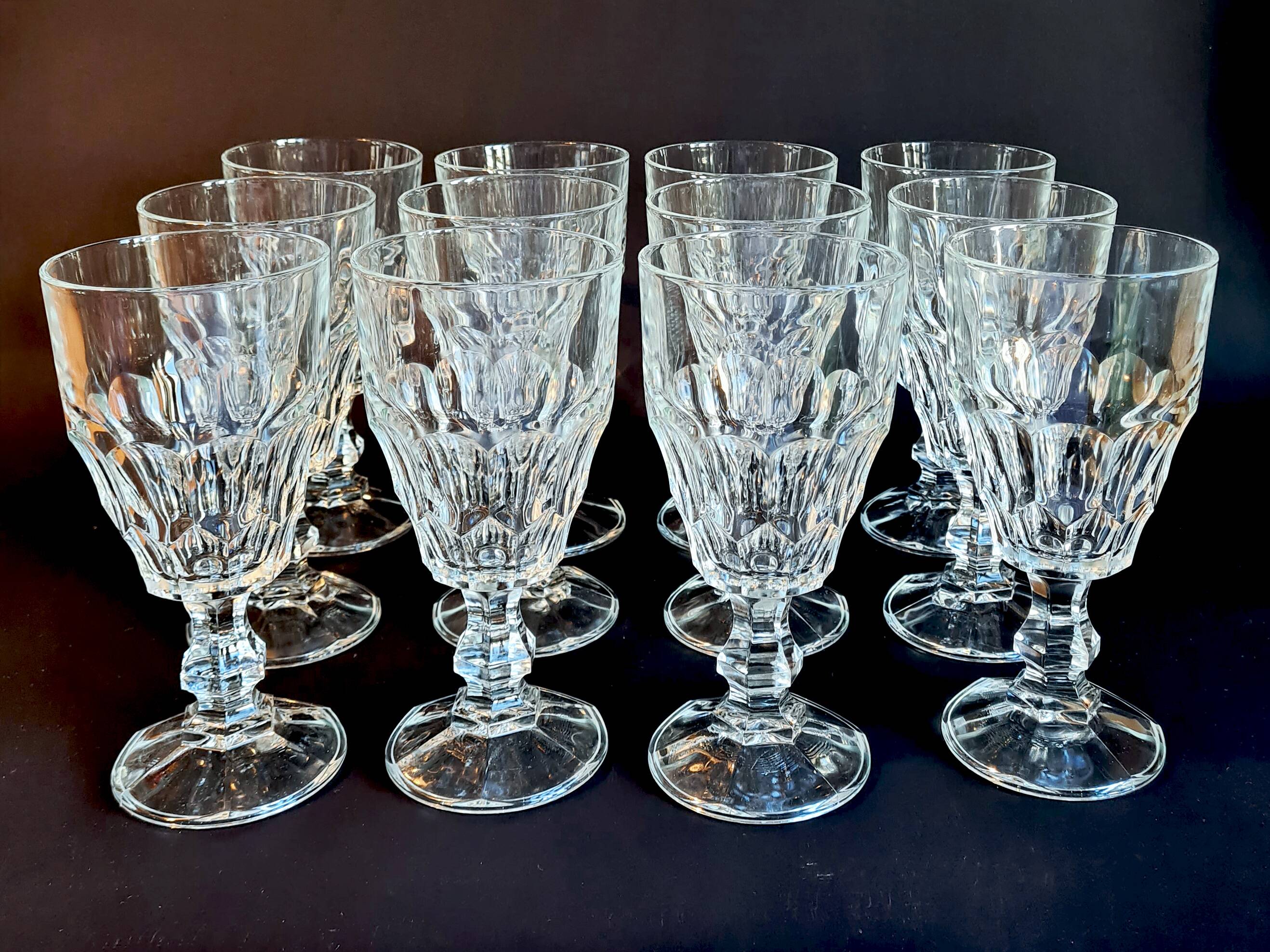12 large stemmed glasses, vintage
