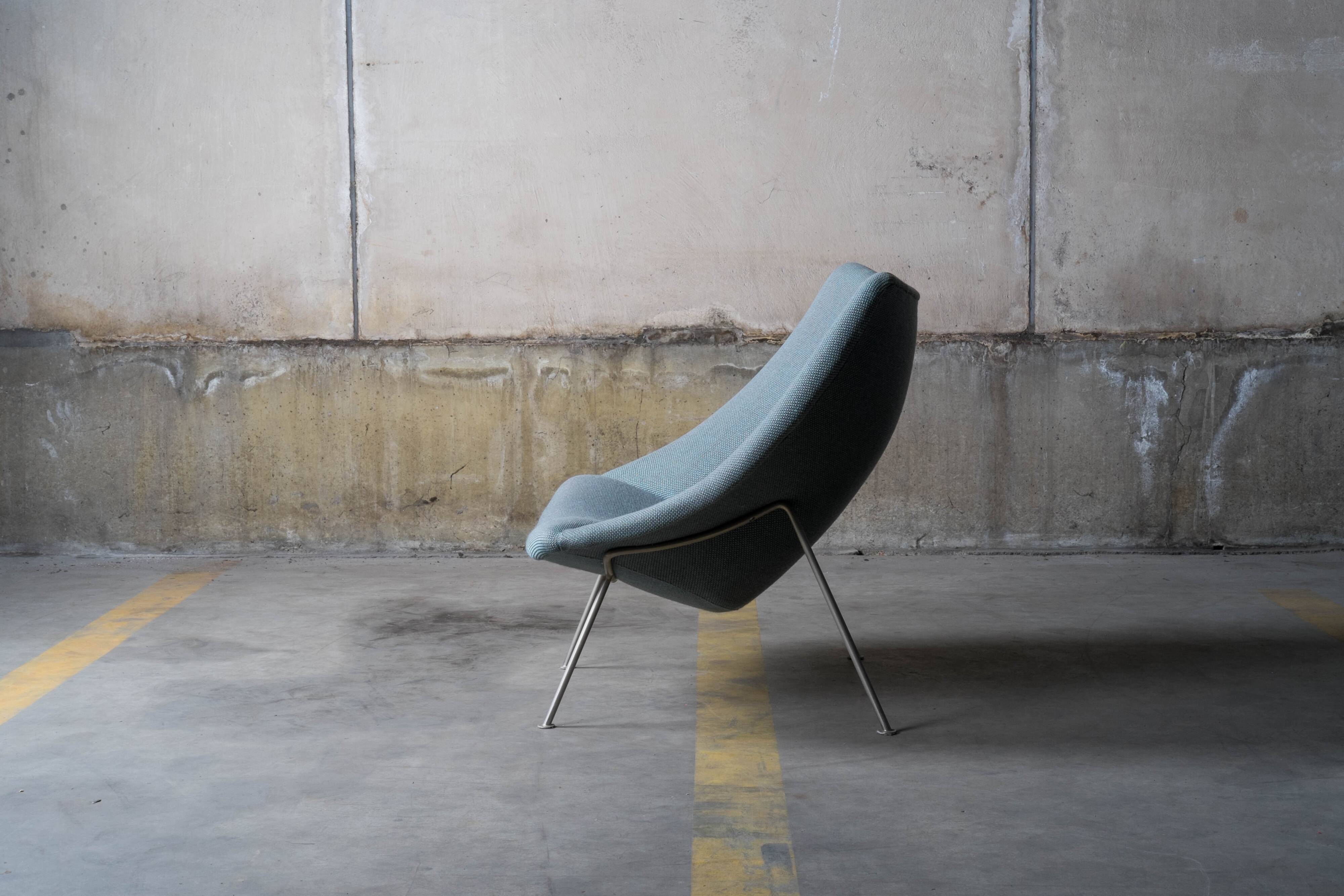 Pierre Paulin - Artifort F157 'Oyster' chair